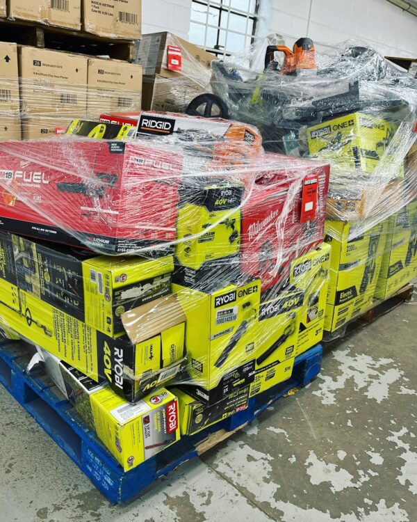 475181004_956876989875661_762859879215737118_n.jpg Tool Pallets for Sale