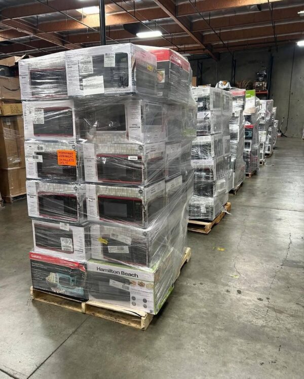 501119856_122100977342891450_7111563381262628022_n.jpg Microwave Pallets UK