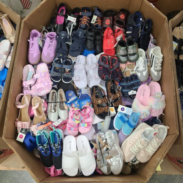 602829460_18307719964252630_6822546582029793685_n.jpg Baby Clothes & Shoes Pallets