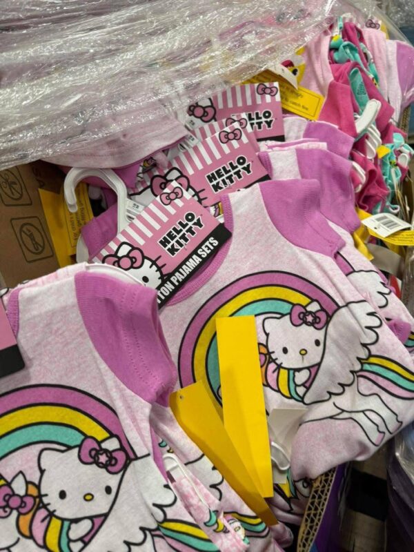 639662884_870943505996198_9043465131272768645_n.jpg Girls Clothing Pallets (Bulk Wholesale 200+ Pieces)
