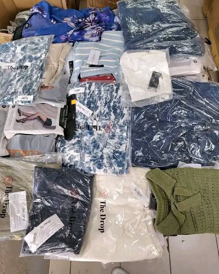 662543907_1283951760536235_2181397286390770826_n.jpg Nordstrom Clothing Pallets - Image 13