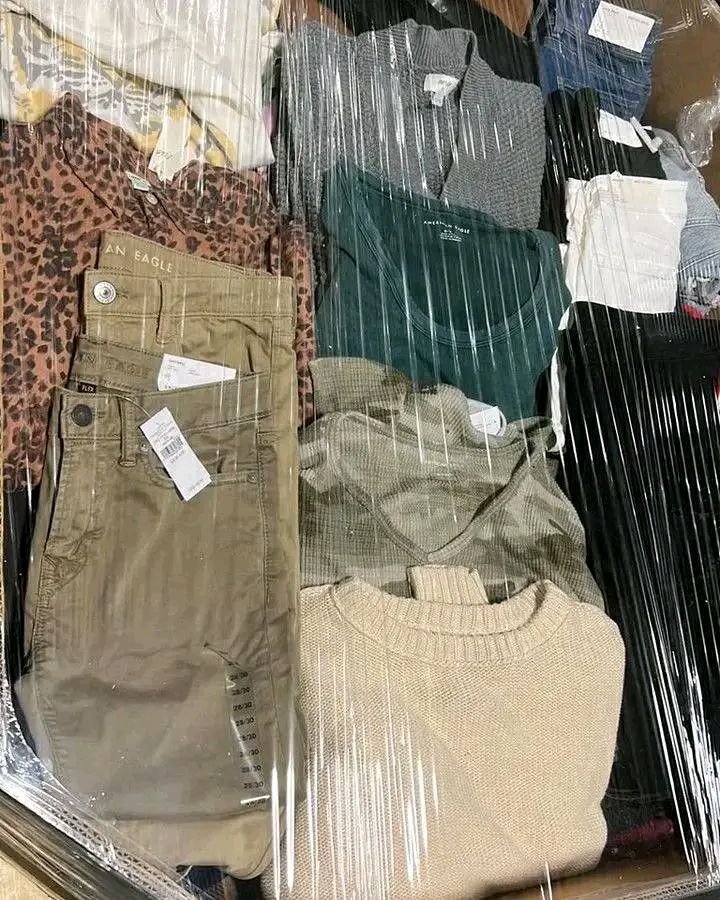 663215280_1283951723869572_333592175404243003_n.jpg Nordstrom Clothing Pallets - Image 9