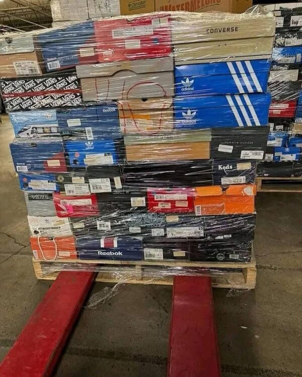 683867596_122109727371211686_2405901318315017605_n.jpg Nike Shoes Liquidation Pallets UK