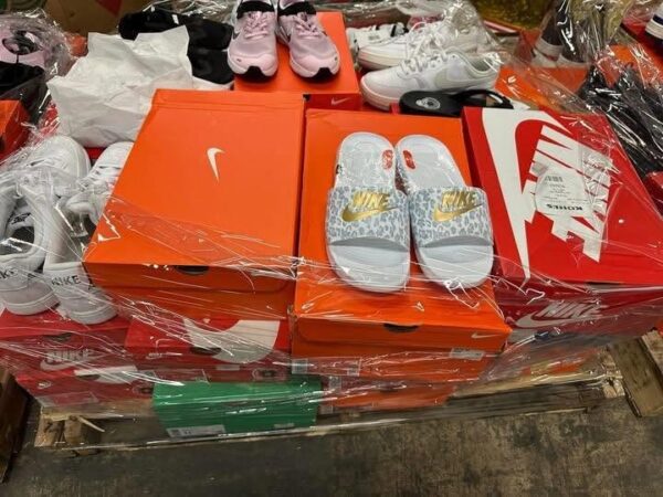 690686151_122159409890964649_431717446140378221_n.jpg Nike Shoes Pallets for Sale UK