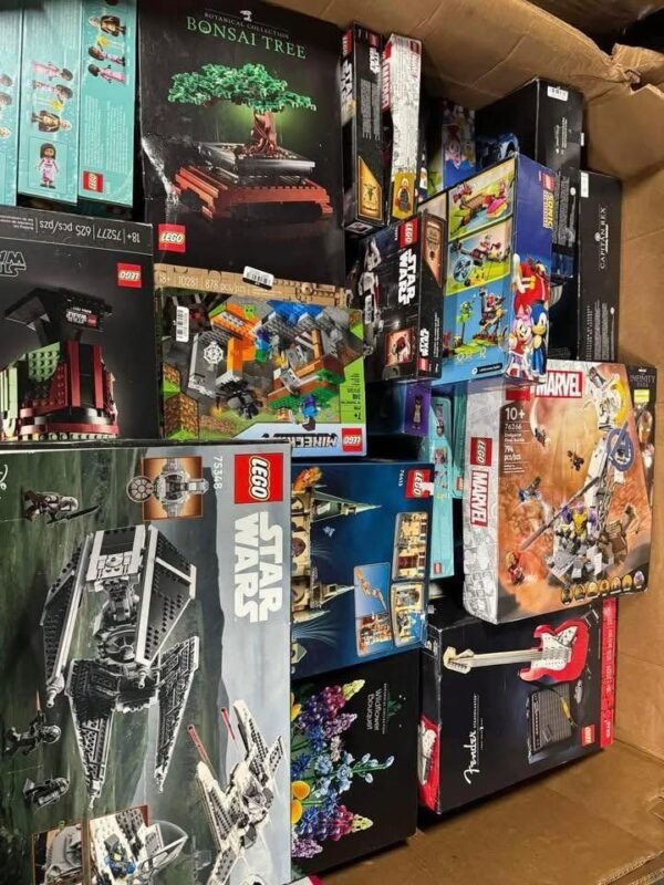 LEGO Pallets UK