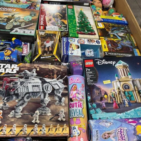 707398085_122179235750889032_4475391937429715007_n.jpg LEGO Liquidation Pallets UK