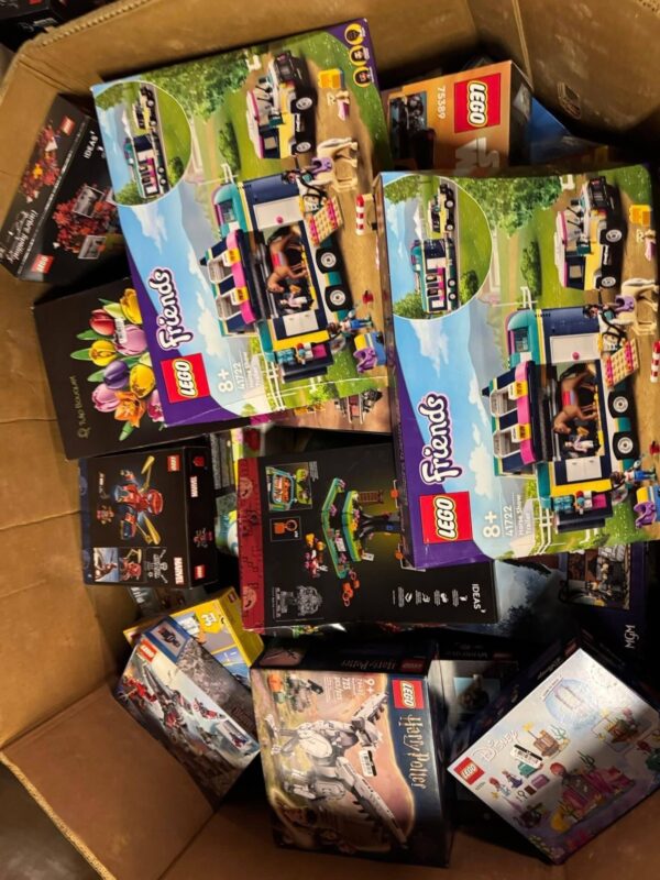 LEGO Pallets UK