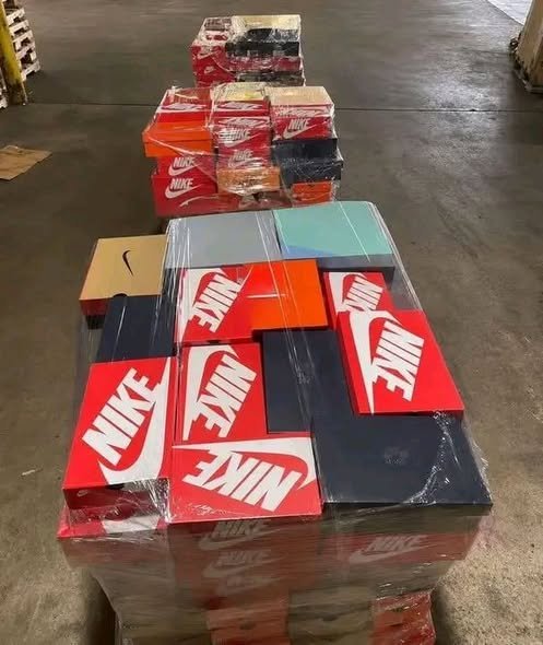 730570668_967796869637388_301544315513462384_n-2.jpg Nike Shoes Pallets for Sale UK