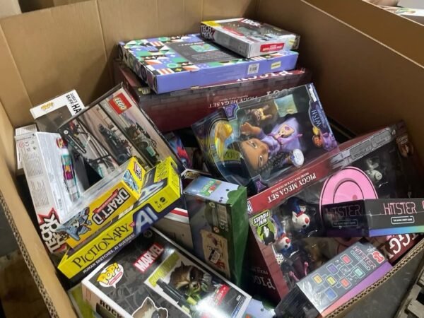 img_0739-1.jpeg Premium Toys Liquidation 500 Pieces Per Pallet