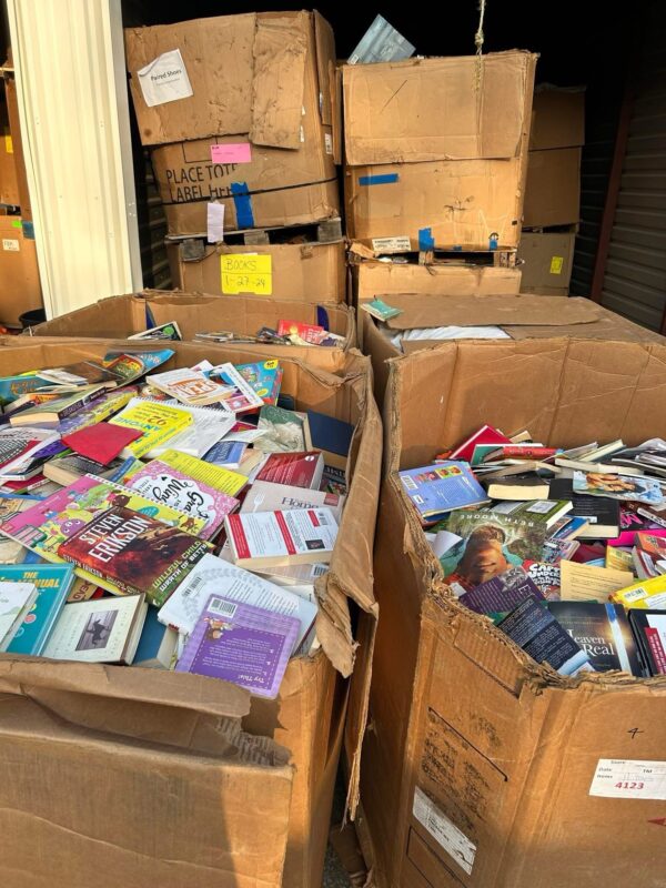 img_4521.jpeg Mixed Books Pallets | 900–1000 Books Wholesale Liquidation Bulk Deals