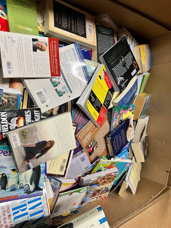 img_4523.jpeg Mixed Books Pallets | 900–1000 Books Wholesale Liquidation Bulk Deals