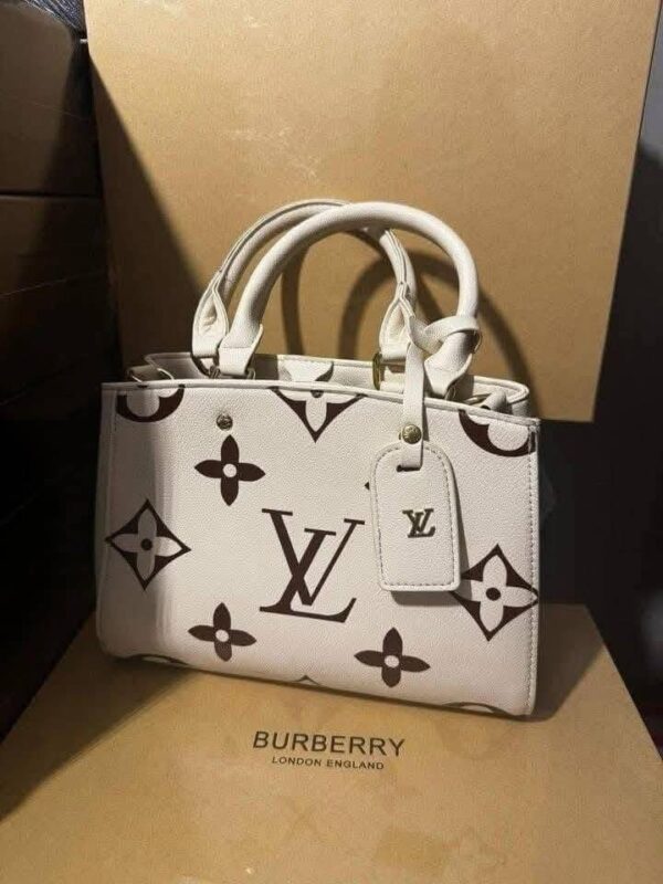 Branded Ladies Handbags Pallet – 200 Pieces Luxury Designer Bags Wholesale