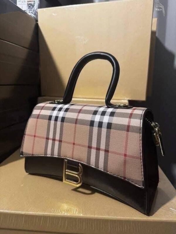 Branded Ladies Handbags Pallet – 200 Pieces Luxury Designer Bags Wholesale