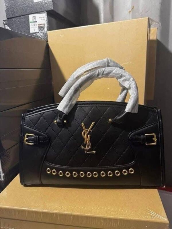 Branded Ladies Handbags Pallet – 200 Pieces Luxury Designer Bags Wholesale