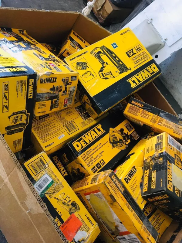 img_8973.webp DeWalt Tool Pallets