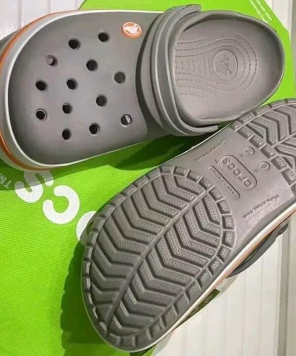 img_9850.jpeg Crocs Pallet – 300 Pairs Bulk Footwear Wholesale Crocs Shoes