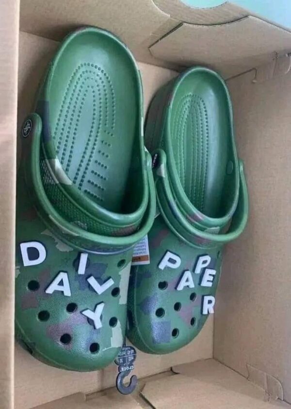 img_9852.jpeg Crocs Pallet – 300 Pairs Bulk Footwear Wholesale Crocs Shoes